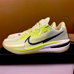 Nike Gt cut 1 Grinch size 10.5 UA